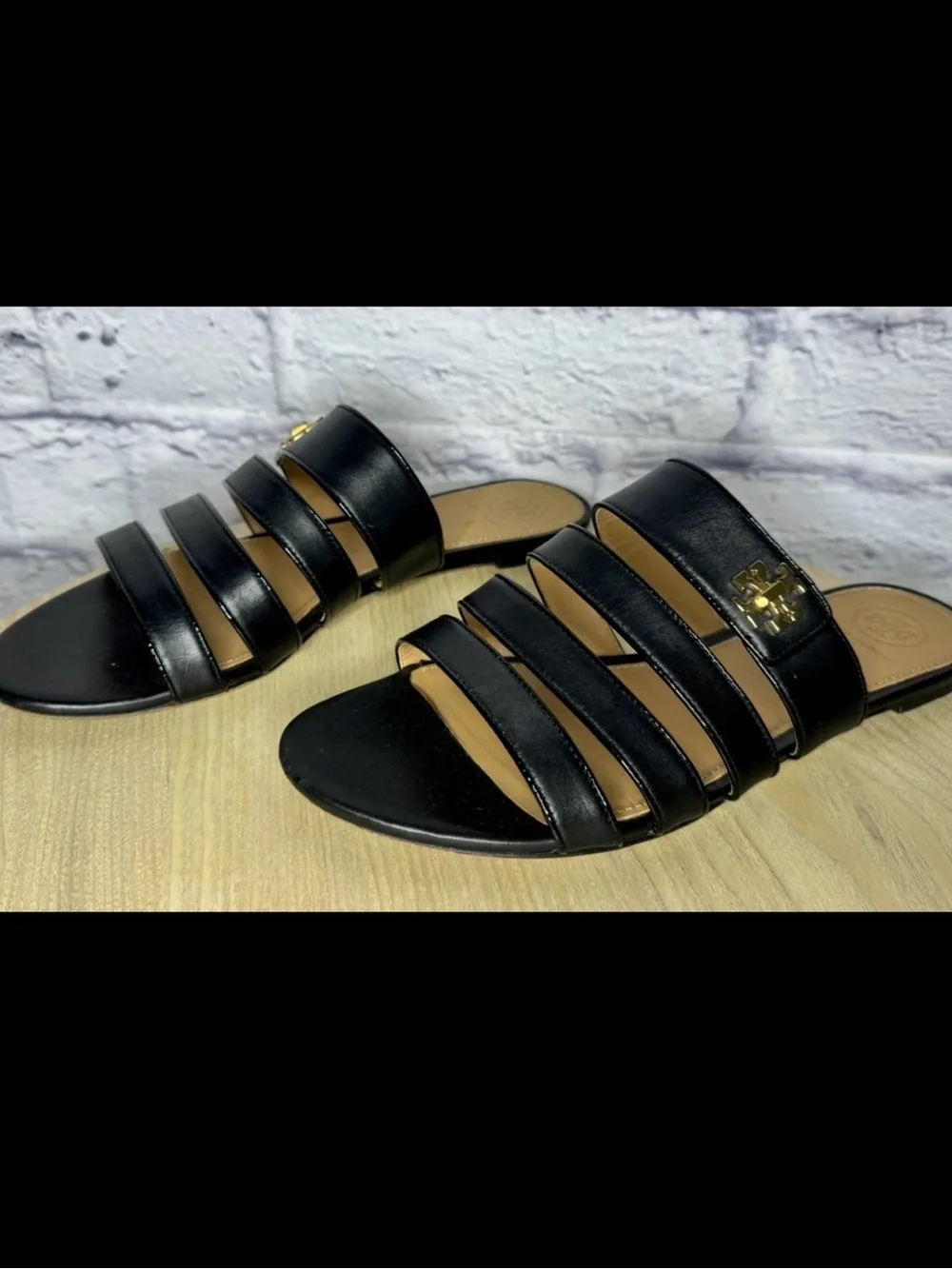 Tory Burch Kira black leather straps flat sandals size 8M